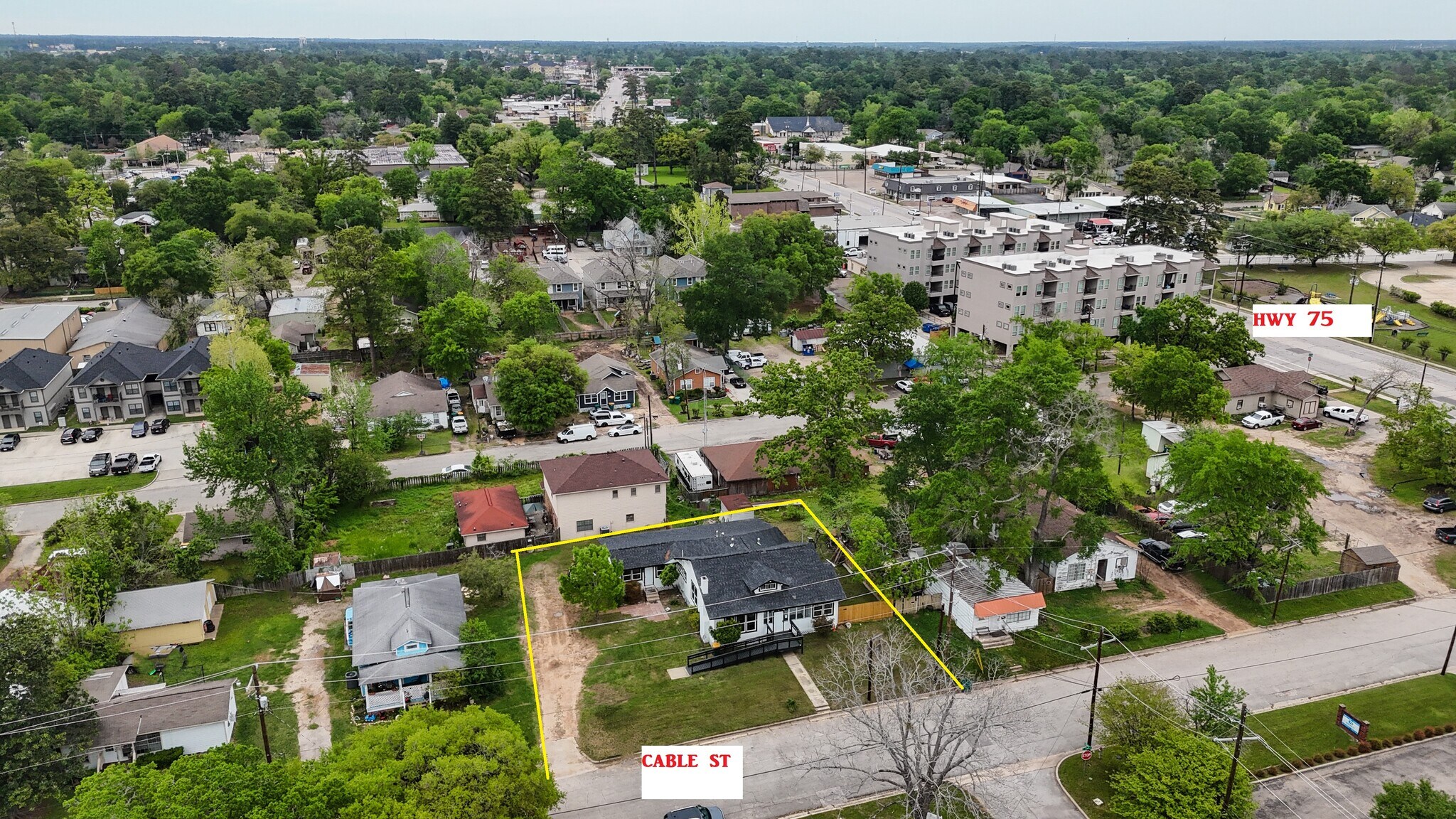 910 Cable St, Conroe, TX à vendre Photo du bâtiment- Image 1 de 1