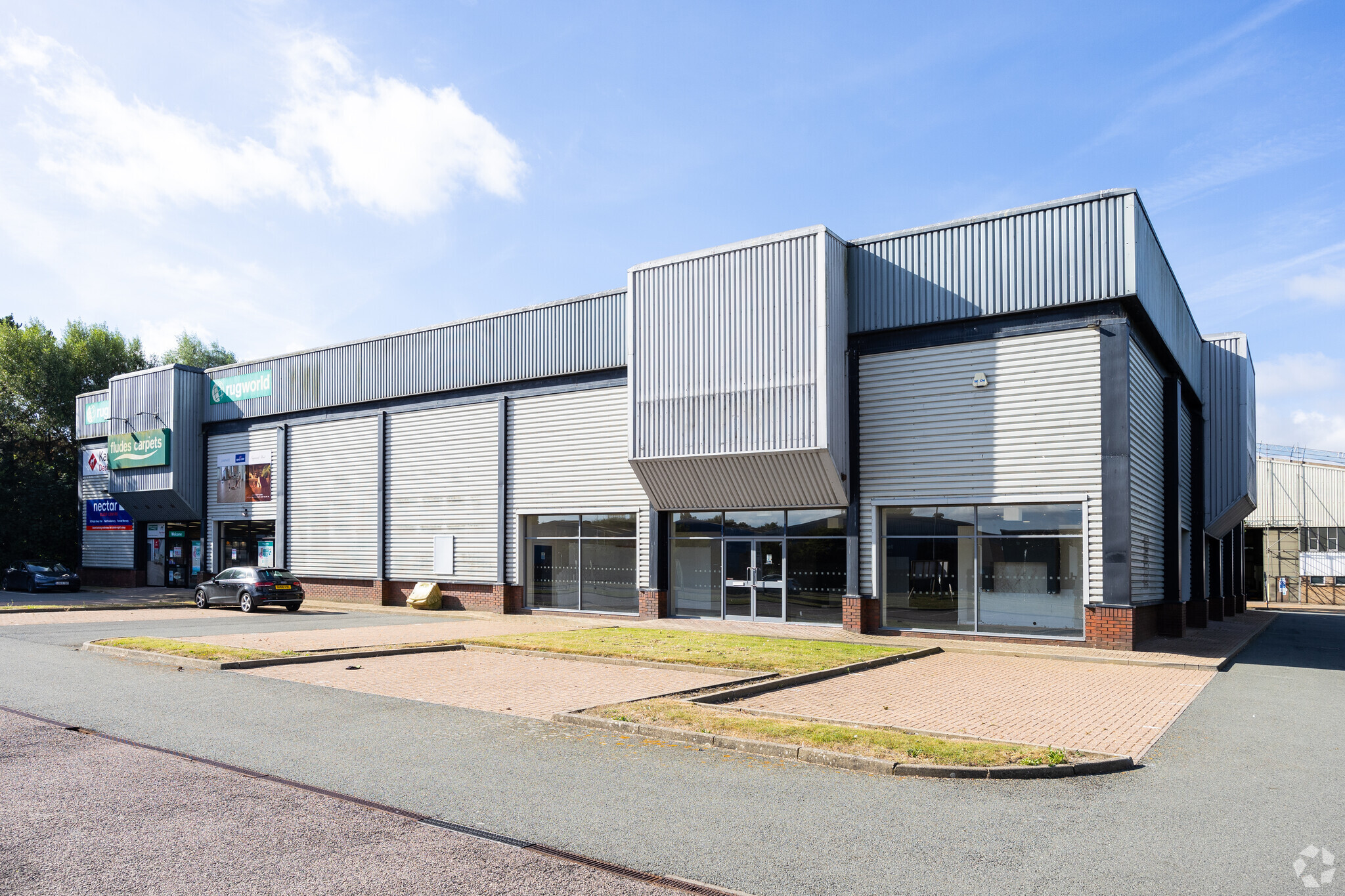 Lottbridge Dr, Eastbourne for lease Primary Photo- Image 1 of 4