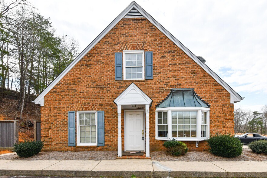 612 Business Park Dr, Eden, NC à vendre - Photo du bâtiment - Image 3 de 10