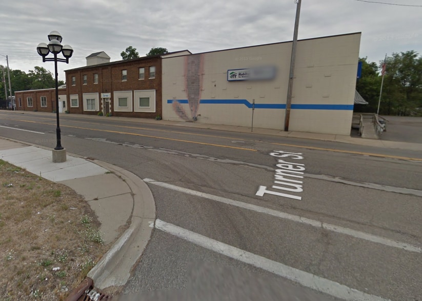 551 Michigan Ave W, Battle Creek, MI for sale - Building Photo - Image 2 of 9