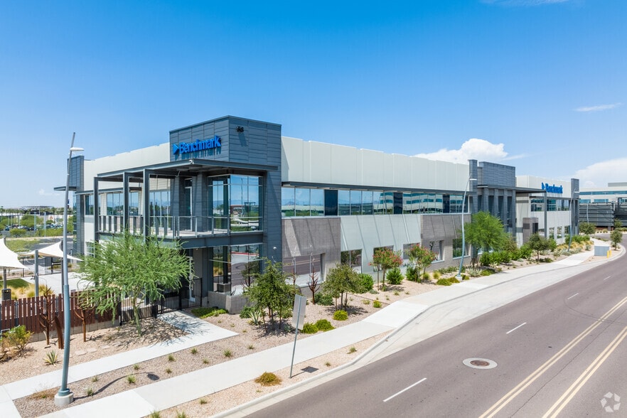 56 S Rockford Dr, Tempe, AZ à louer - Photo du bâtiment - Image 2 de 5