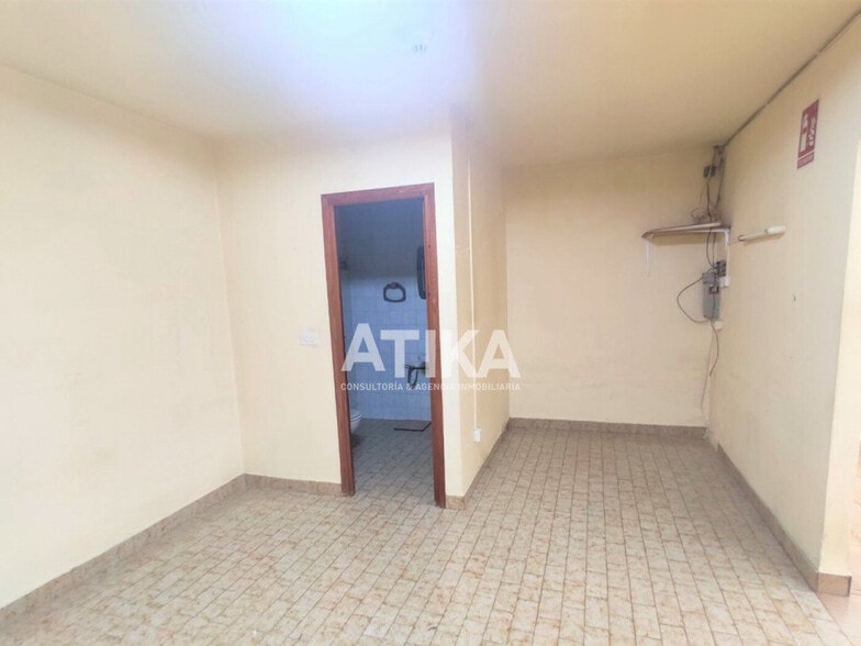 Retail in Ontinyent for lease - Building Photo - Image 2 of 4