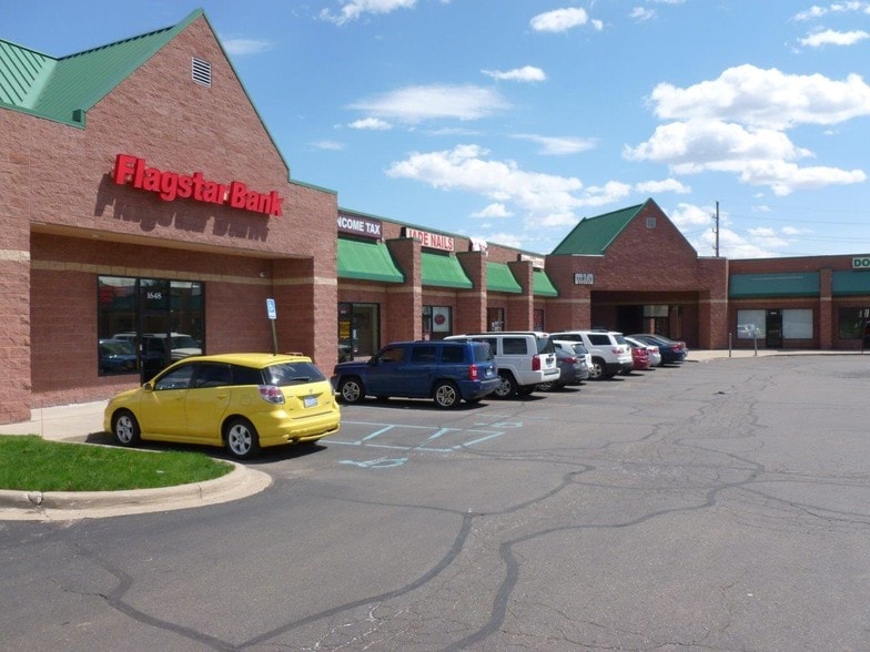 1602-1648 N Perry Rd, Pontiac, MI for lease - Building Photo - Image 3 of 9