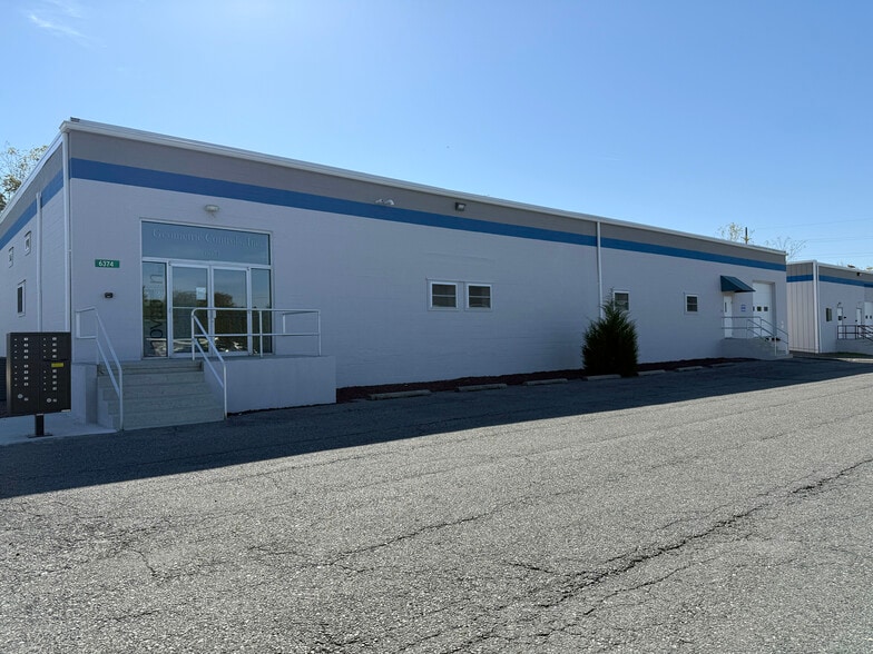 5897 Colony Dr, Bethlehem, PA for lease - Building Photo - Image 2 of 3