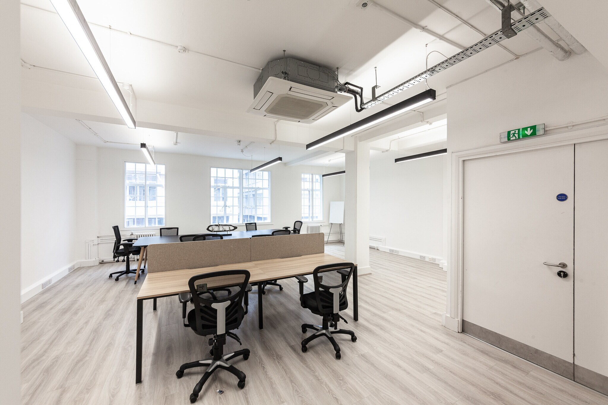 19 Margaret St, London for lease Interior Photo- Image 1 of 24