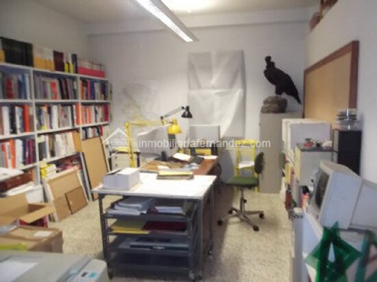 Commerce de détail dans Cáceres, Cáceres à louer Photo du bâtiment- Image 1 de 11