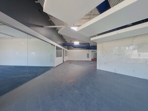 1250 Slocum St, Dallas, TX for lease Interior Photo- Image 2 of 6