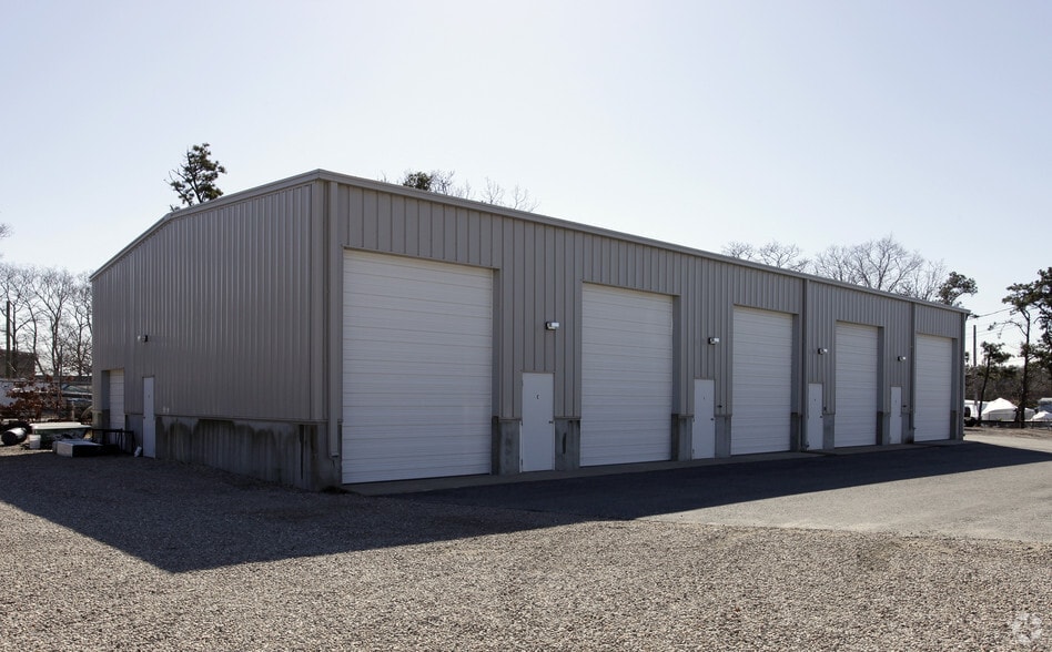 50 Ferndoc St, Hyannis, MA for lease - Building Photo - Image 2 of 2