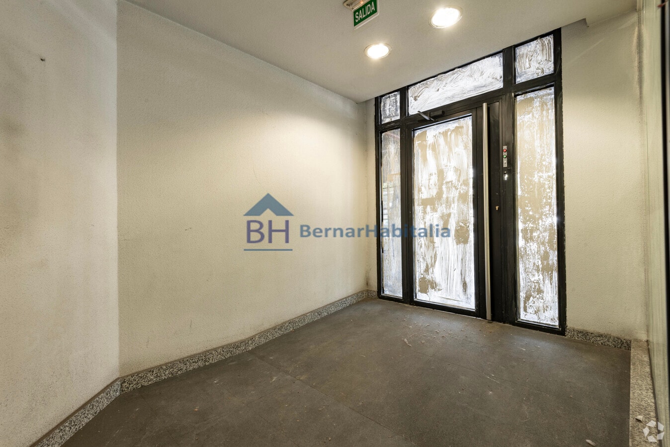 Glorieta Ruiz Jiménez, 7, Madrid, MAD 28015 - Unit Puerta 01, Esc. 1 - - Interior Photo - Image 1 of 31