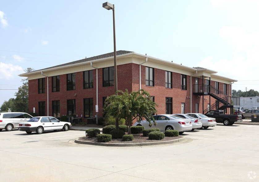 8385 Cherokee Blvd, Douglasville, GA à louer - Photo du bâtiment - Image 2 de 13