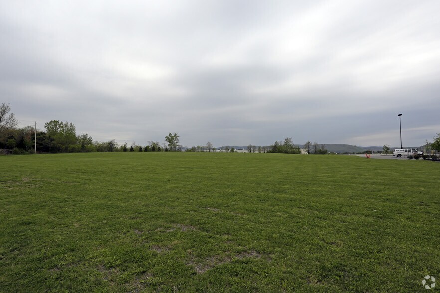 400 Highway 315, Pittston, PA à vendre - Photo principale - Image 1 de 2