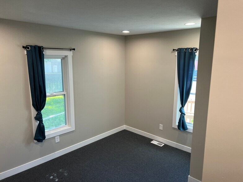 24 Wilbur St SE, Grand Rapids, MI à louer - Photo intérieure - Image 3 de 11