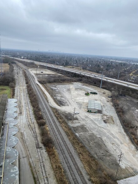 4100 Truro Station Service Rd, Columbus, OH for lease - Building Photo - Image 1 of 1