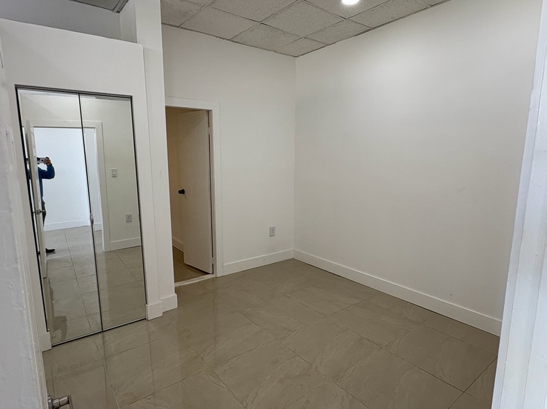 101 E Okeechobee Rd, Hialeah, FL for lease - Building Photo - Image 2 of 19