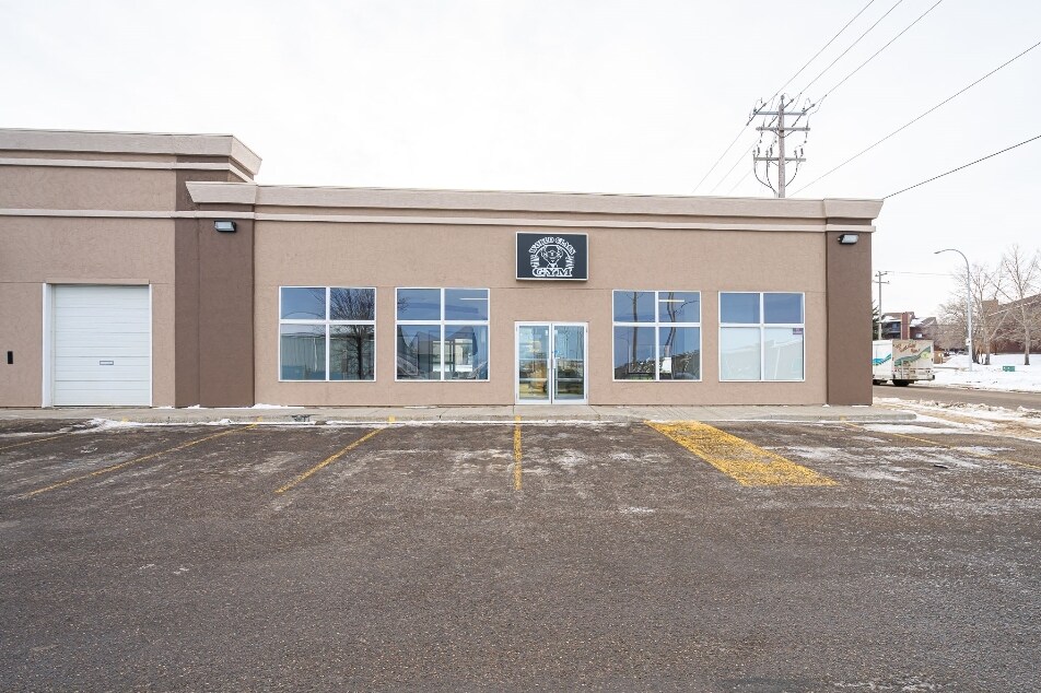 3601 51 Ave, Lloydminster, AB à vendre Photo principale- Image 1 de 1