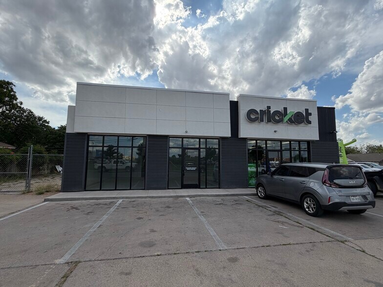 1709 Ambler Ave, Abilene, TX à louer - Photo du bâtiment - Image 2 de 12
