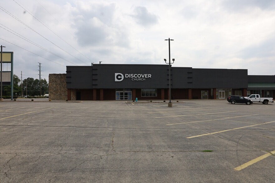 2800 N Water St, Decatur, IL à vendre - Photo du bâtiment - Image 2 de 48