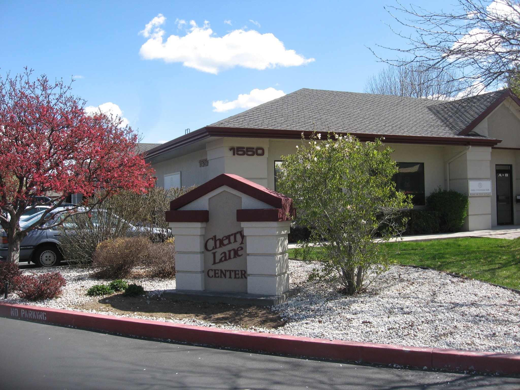 1550 N Crestmont Dr, Meridian, ID for lease Primary Photo- Image 1 of 8