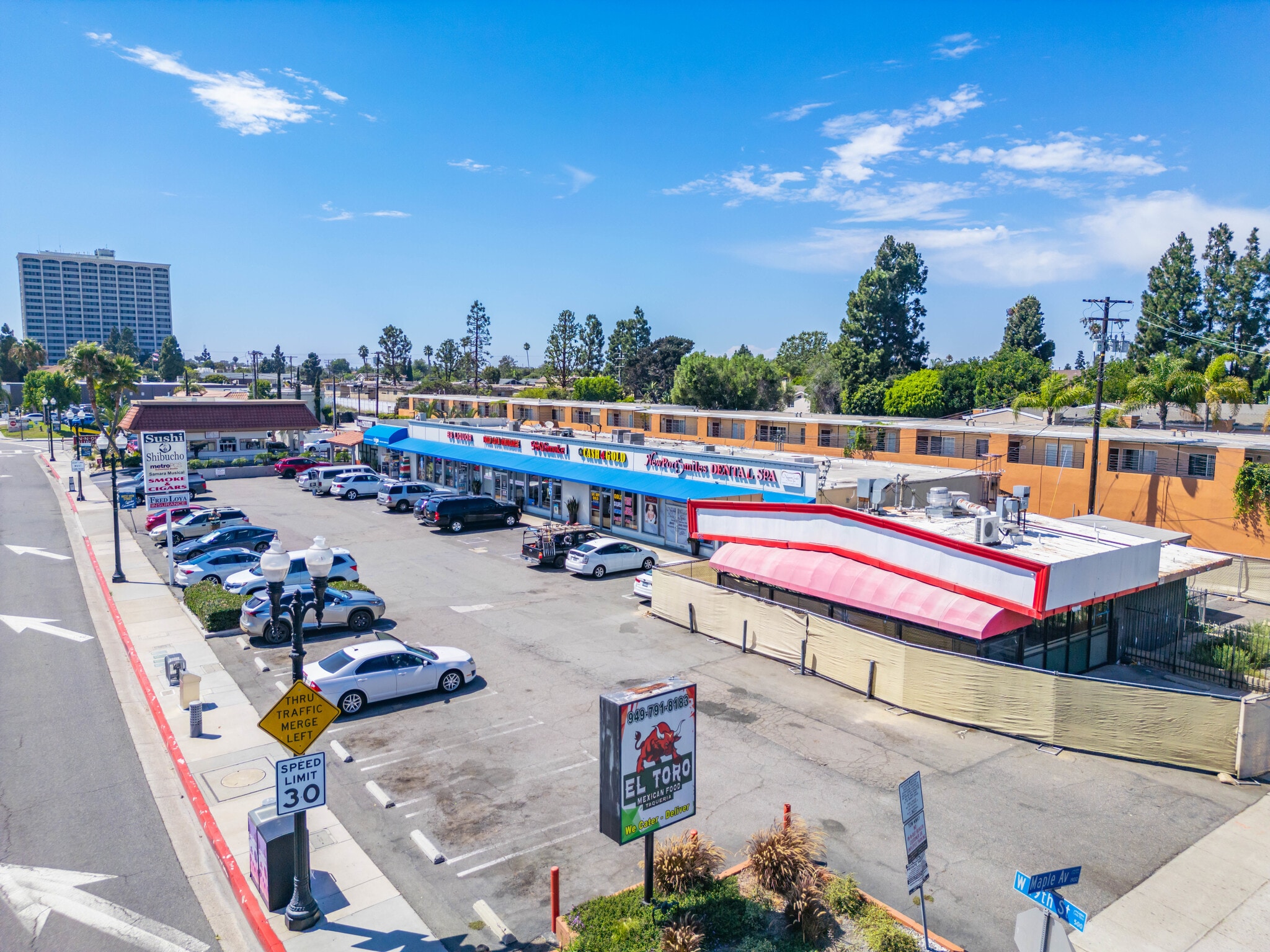 570-590 W 19th St, Costa Mesa, CA for sale Primary Photo- Image 1 of 14