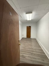 127-133 W Michigan Ave, Ypsilanti, MI for lease Interior Photo- Image 1 of 7