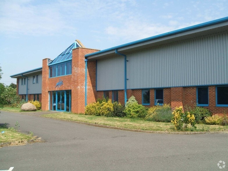 Bath Rd, Atworth for sale - Building Photo - Image 2 of 9