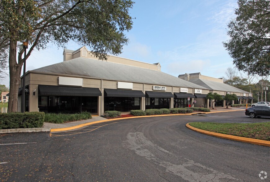 580 Cape Cod Ln, Altamonte Springs, FL à louer - Photo du bâtiment - Image 2 de 6