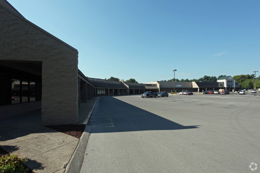 1626-1644 Middle Tennessee Blvd, Murfreesboro, TN for lease - Building Photo - Image 2 of 18