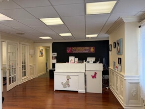 62 S Main St, Yardley, PA for lease Interior Photo- Image 2 of 6