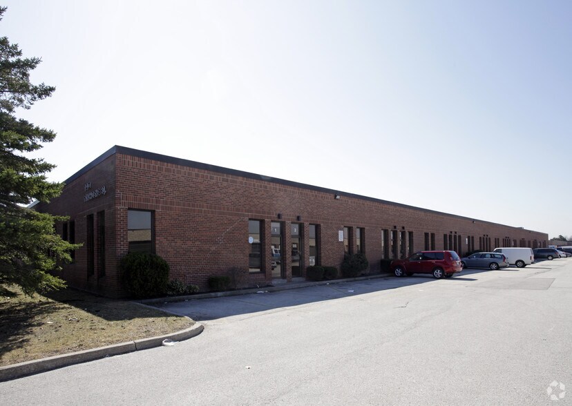 140 Finchdene Sq, Toronto, ON à vendre - Photo principale - Image 1 de 1