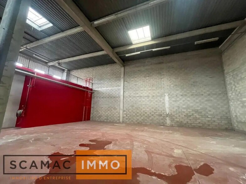 Industriel dans Lisses à louer - Photo intérieure - Image 2 de 7