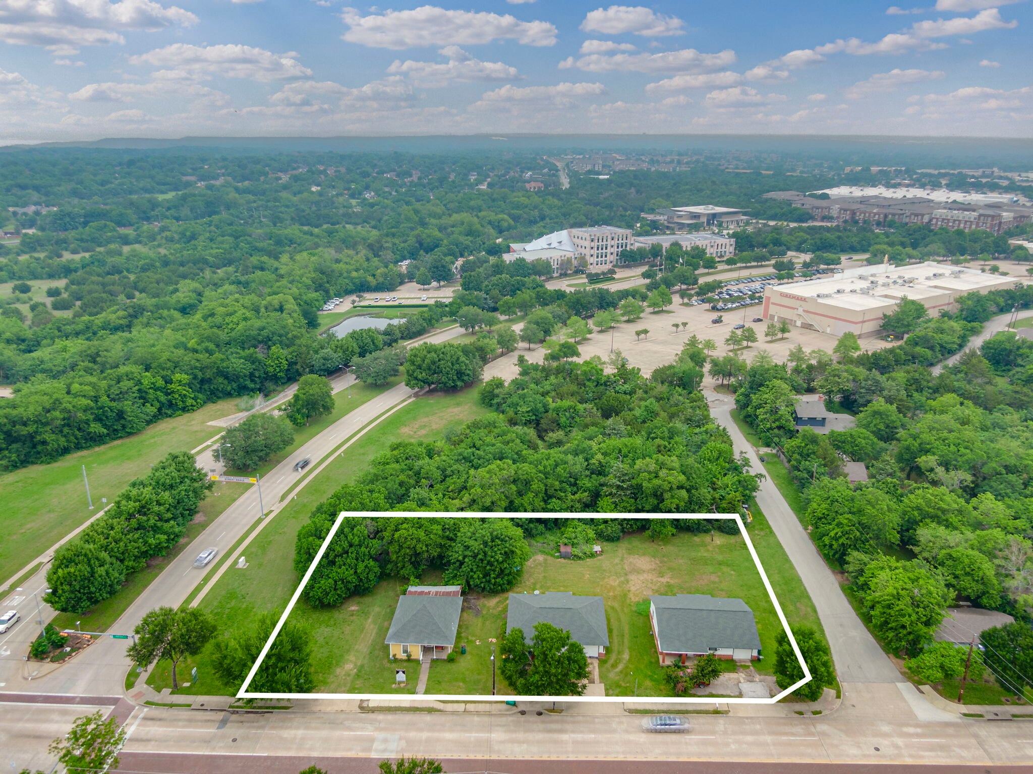 301 W Belt Line Rd, Cedar Hill, TX for sale Primary Photo- Image 1 of 27