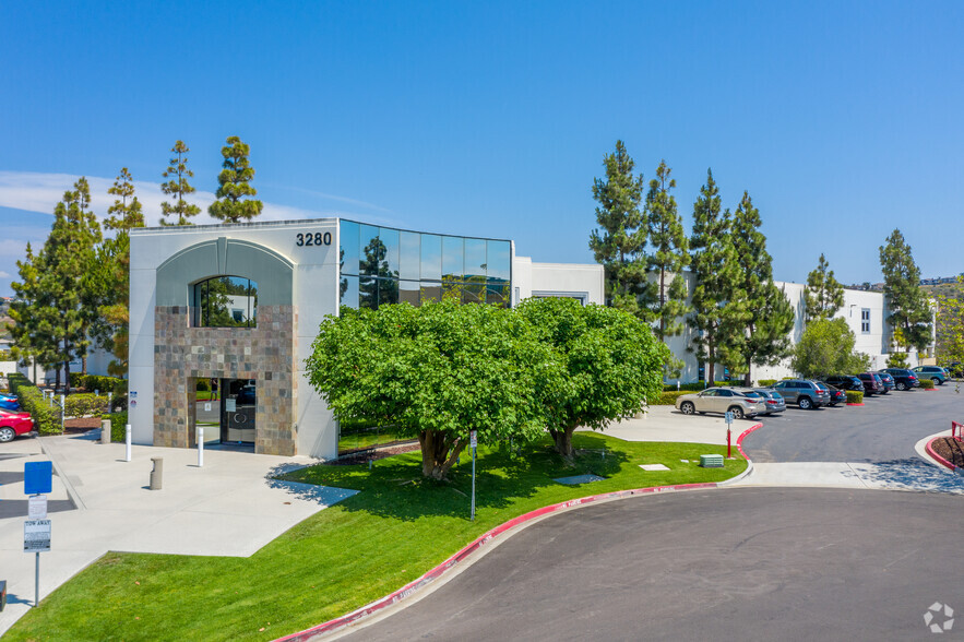 3280 Corporate View, Vista, CA for sale - Primary Photo - Image 1 of 20