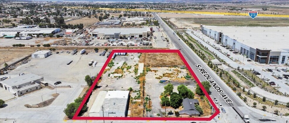 350 E Ellis Ave, Perris, CA à vendre - Photo du bâtiment - Image 3 de 3