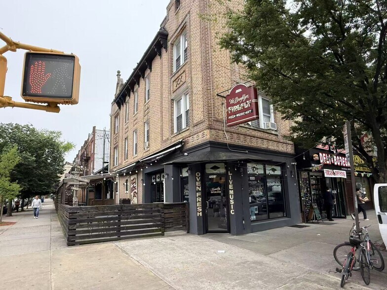 7001 3rd Ave, Brooklyn, NY à vendre - Photo du bâtiment - Image 2 de 3