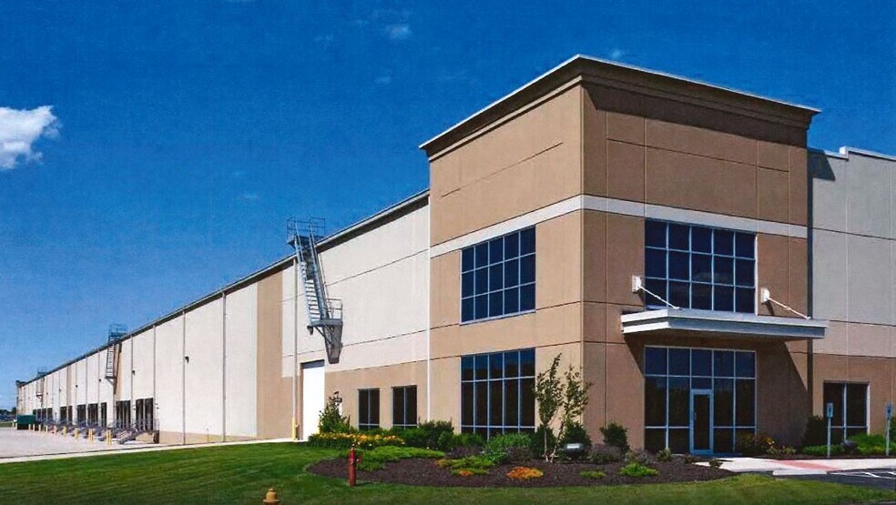 1750 Shenango Rd, New Galilee, PA à louer - Photo du bâtiment - Image 1 de 9