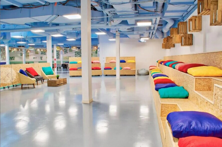 10 Quai De La Charente, Paris for lease - Building Photo - Image 1 of 12