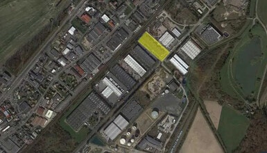 36 Rue Des Osiers, Coignières, YVE - AERIAL  map view