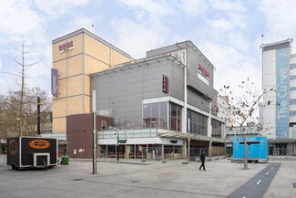 Plus de détails pour High St, Slough - Commerce de détail à louer