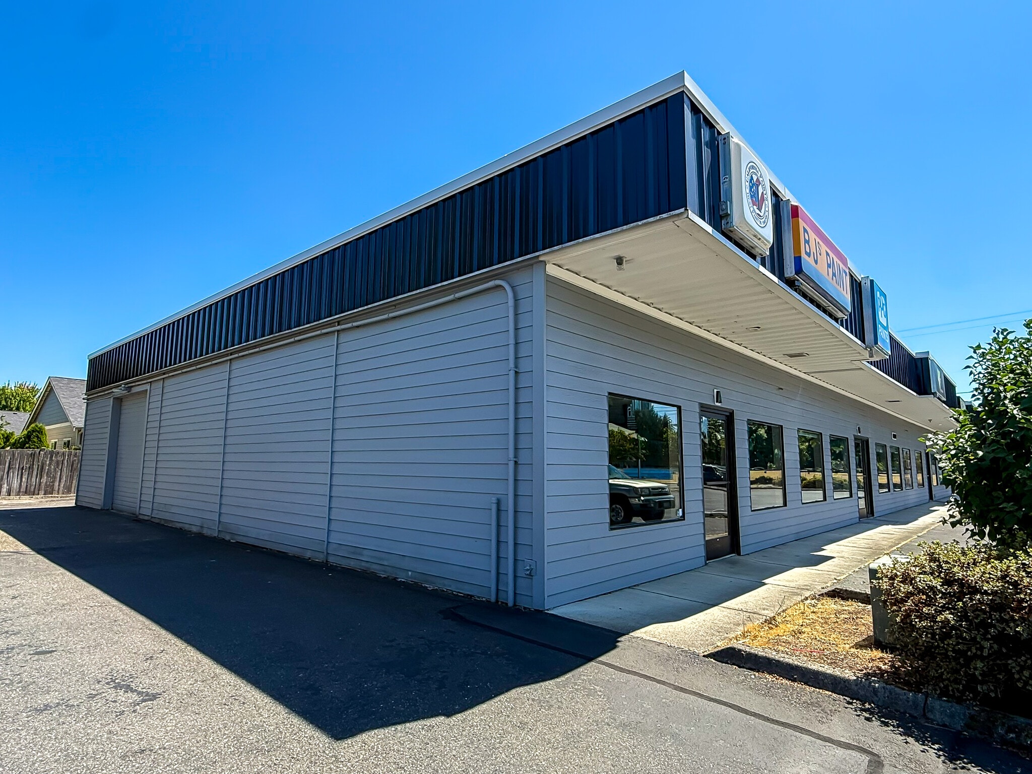 6528 Capitol Blvd SE, Tumwater, WA for lease Building Photo- Image 1 of 11