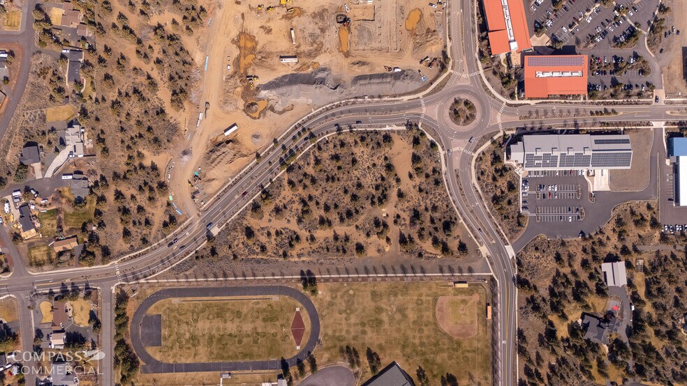 20835 Cooley Rd, Bend, OR à vendre - Photo du bâtiment - Image 3 de 8