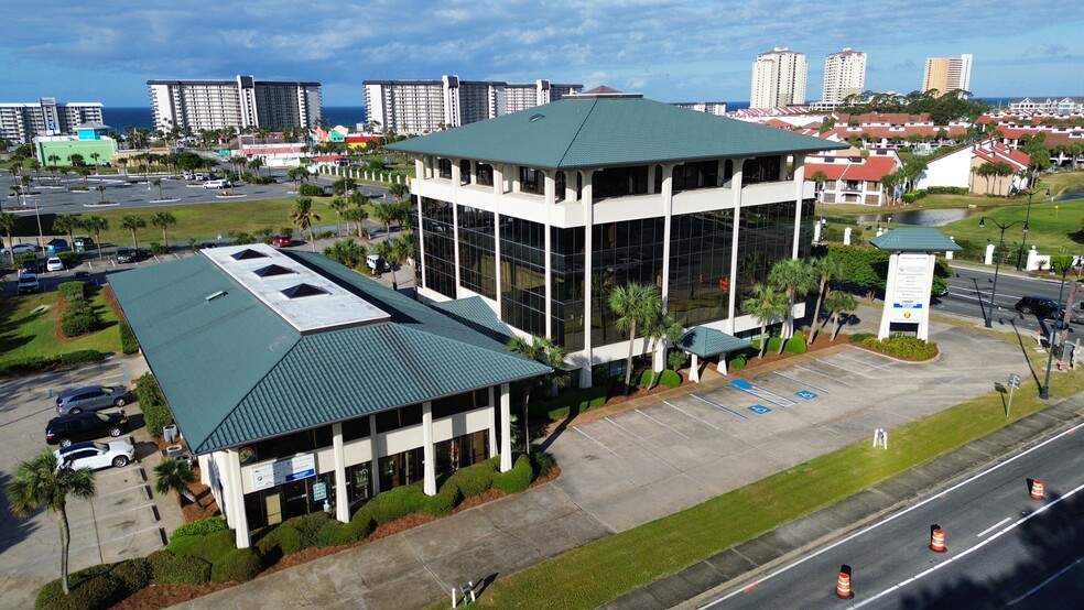 415 Richard Jackson Blvd, Panama City Beach, FL à vendre - Photo du bâtiment - Image 2 de 11