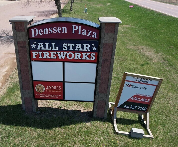 47080 273rd St, Harrisburg, SD à louer - Photo du bâtiment - Image 2 de 9