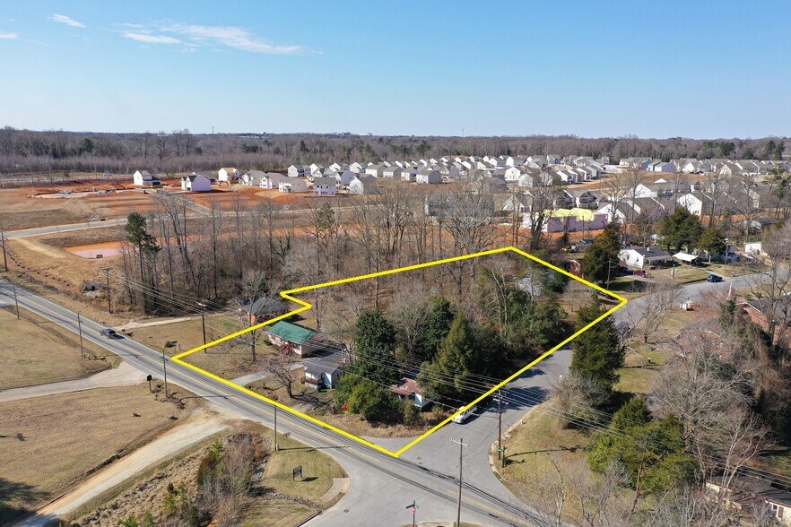 304 N Scientific St, Jamestown, NC à vendre - Aérien - Image 3 de 16