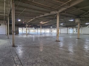 3400-3450 Oakton St, Skokie, IL for lease Interior Photo- Image 2 of 7