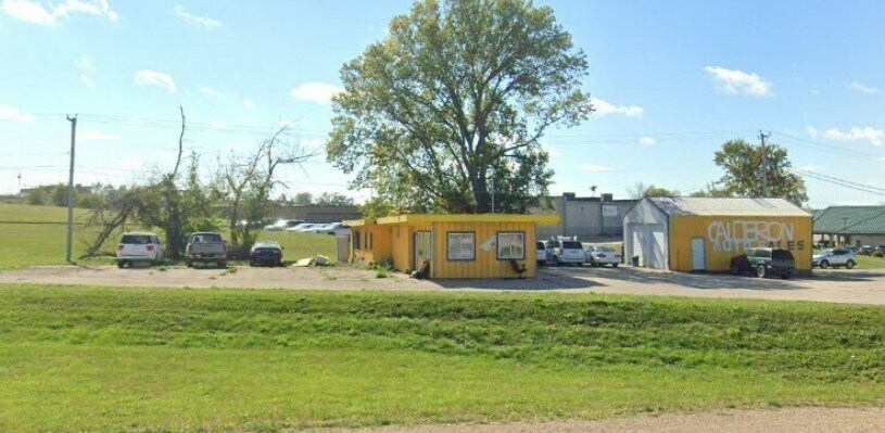 103 W Highway 30, Toledo, IA à vendre Photo du bâtiment- Image 1 de 2