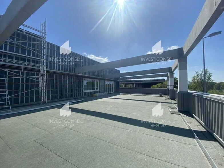 145 Rue Des Caboeufs, Gennevilliers à louer - Photo de construction - Image 2 de 5