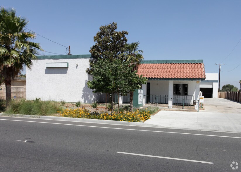11137-11139 Pierce St, Riverside, CA à louer - Photo du bâtiment - Image 2 de 6