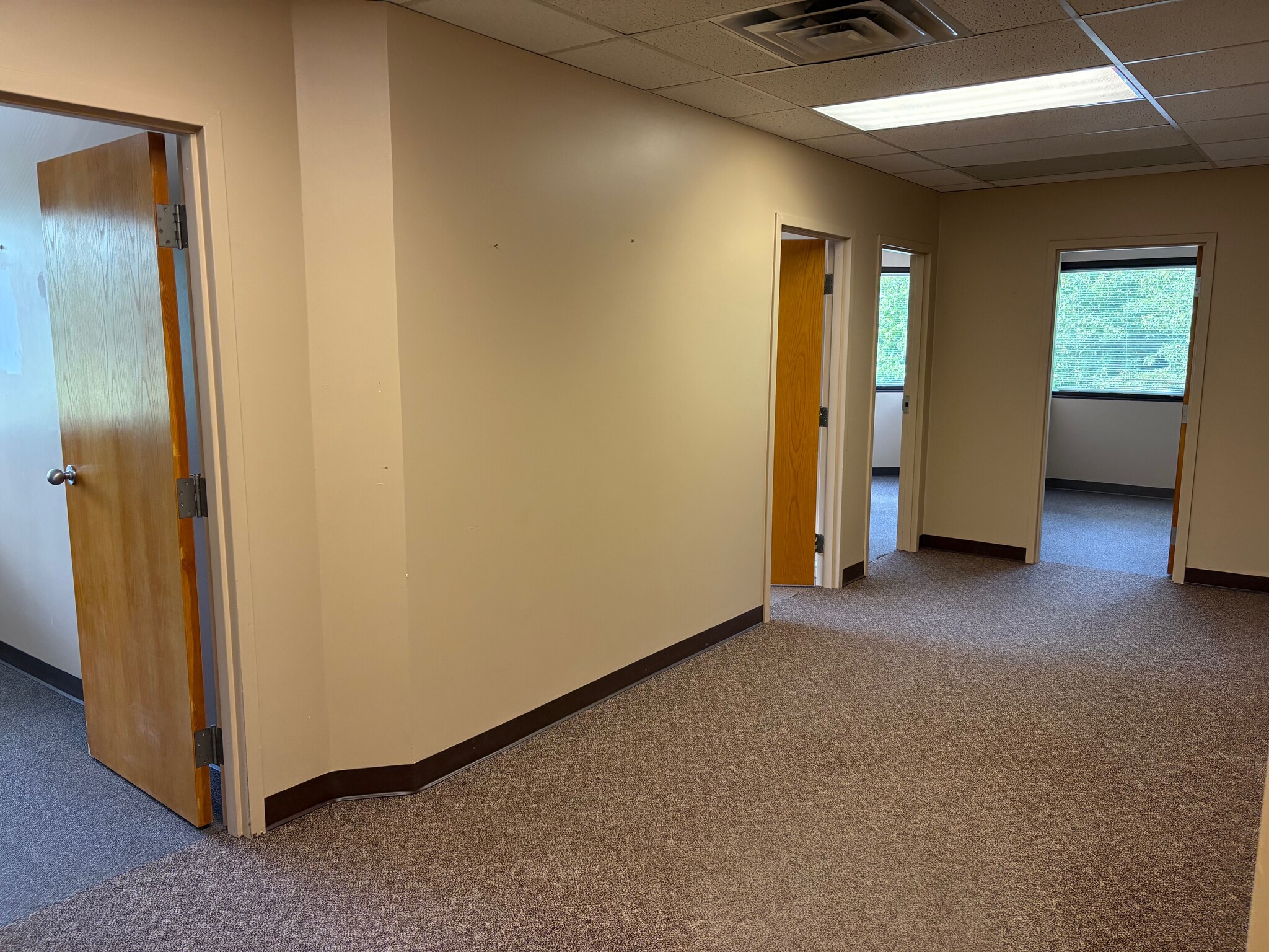20397 Route 19 N, Cranberry Township, PA for lease Interior Photo- Image 1 of 5