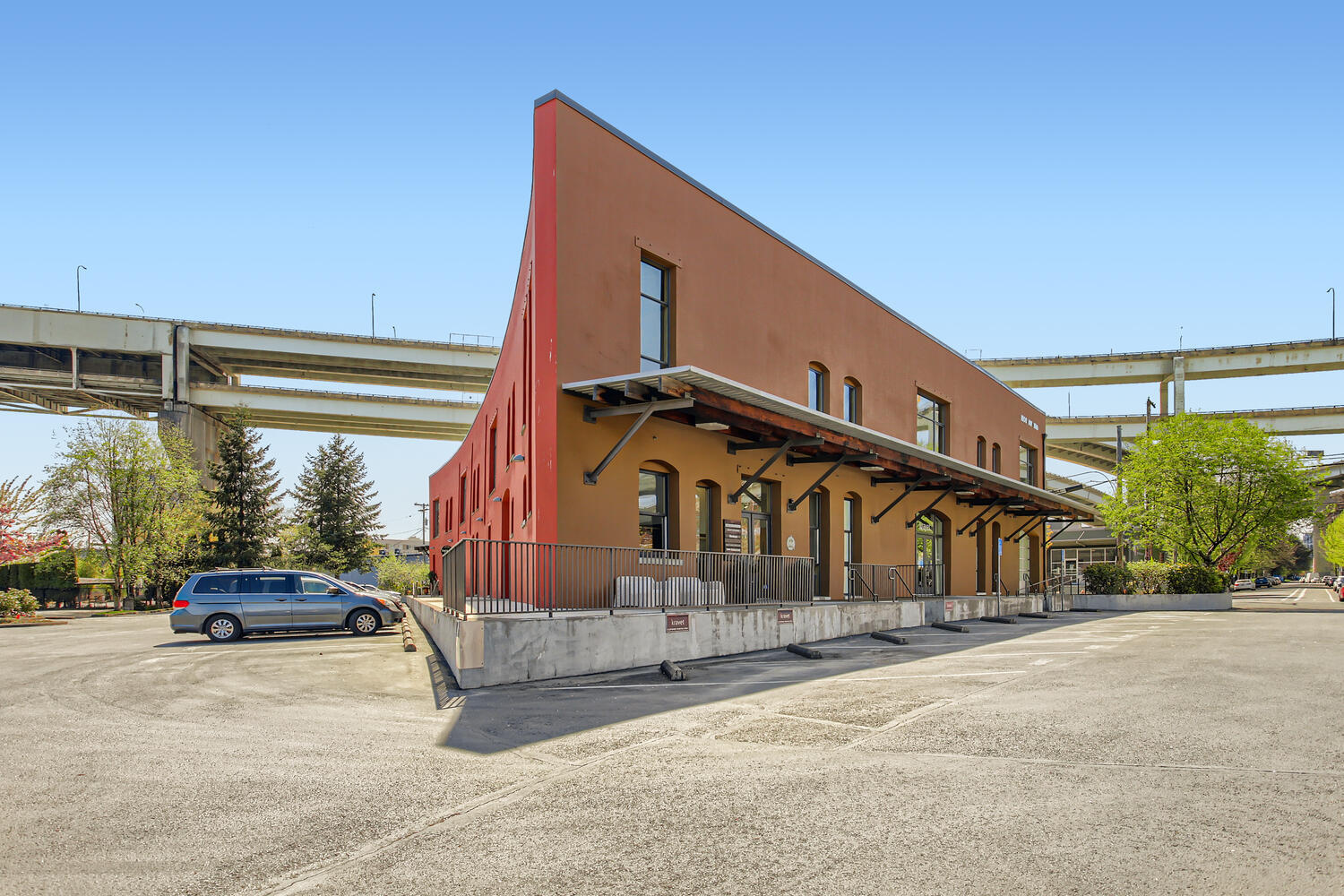 1800 NW 16th Ave, Portland, OR for lease Building Photo- Image 1 of 6