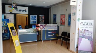 Plus de détails pour Multi-résidentiel à vendre